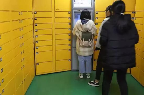 媒体:快递柜收费与物流双赢 消费者却遭强买强卖