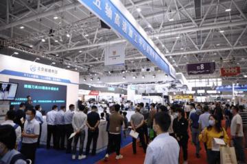 12万+工业制造人「2022年终聚会」，终于轮到DMP来定义