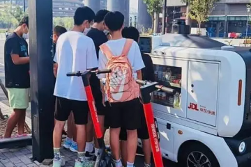 王卫砸30亿，顺丰自己造飞机