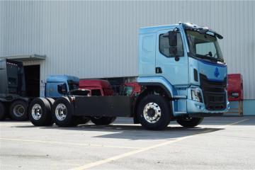 斩获节能之王 乘龙H5超轻版纯电牵引车的节能秘诀是什么？