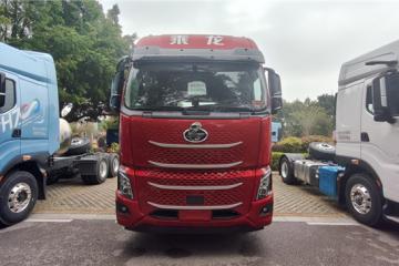 乘龙H7 Pro LNG牵引车：干线运输创富利器，全维优势护航征途