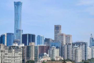 GDP同比增长5.0% 经济总量破140万亿元！2025年中国经济成绩单出炉