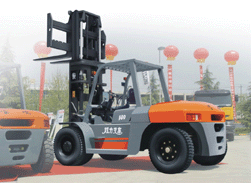 10吨内燃平衡重叉车