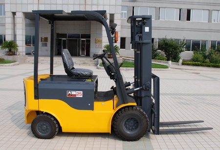 大连两吨电瓶车