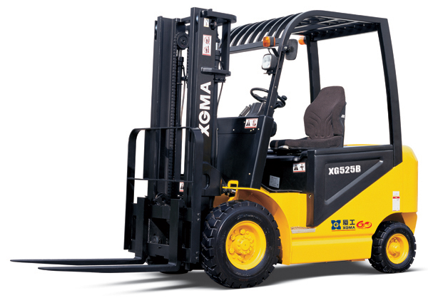 厦工新型2.5吨直流蓄电池平衡重式叉车