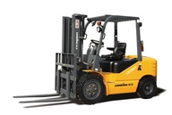 龙工LG25DT内燃平衡重柴油叉车