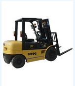 龙工:3吨内燃平衡重叉车