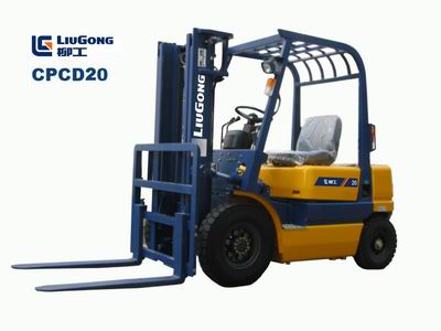 柳工2吨内燃平衡重叉车