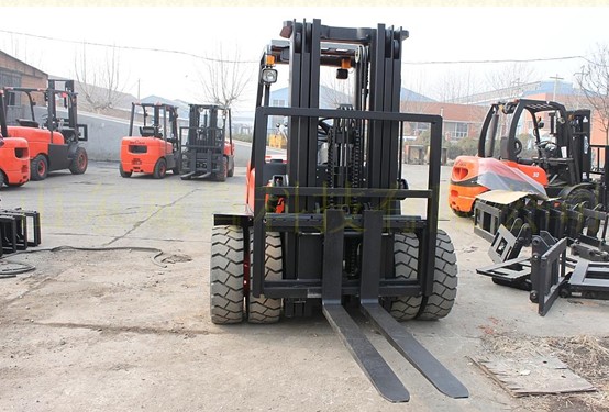 威肯3吨双前轮柴油叉车