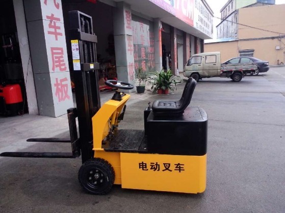 电动叉车 平衡重式叉车 2.5米电动叉车