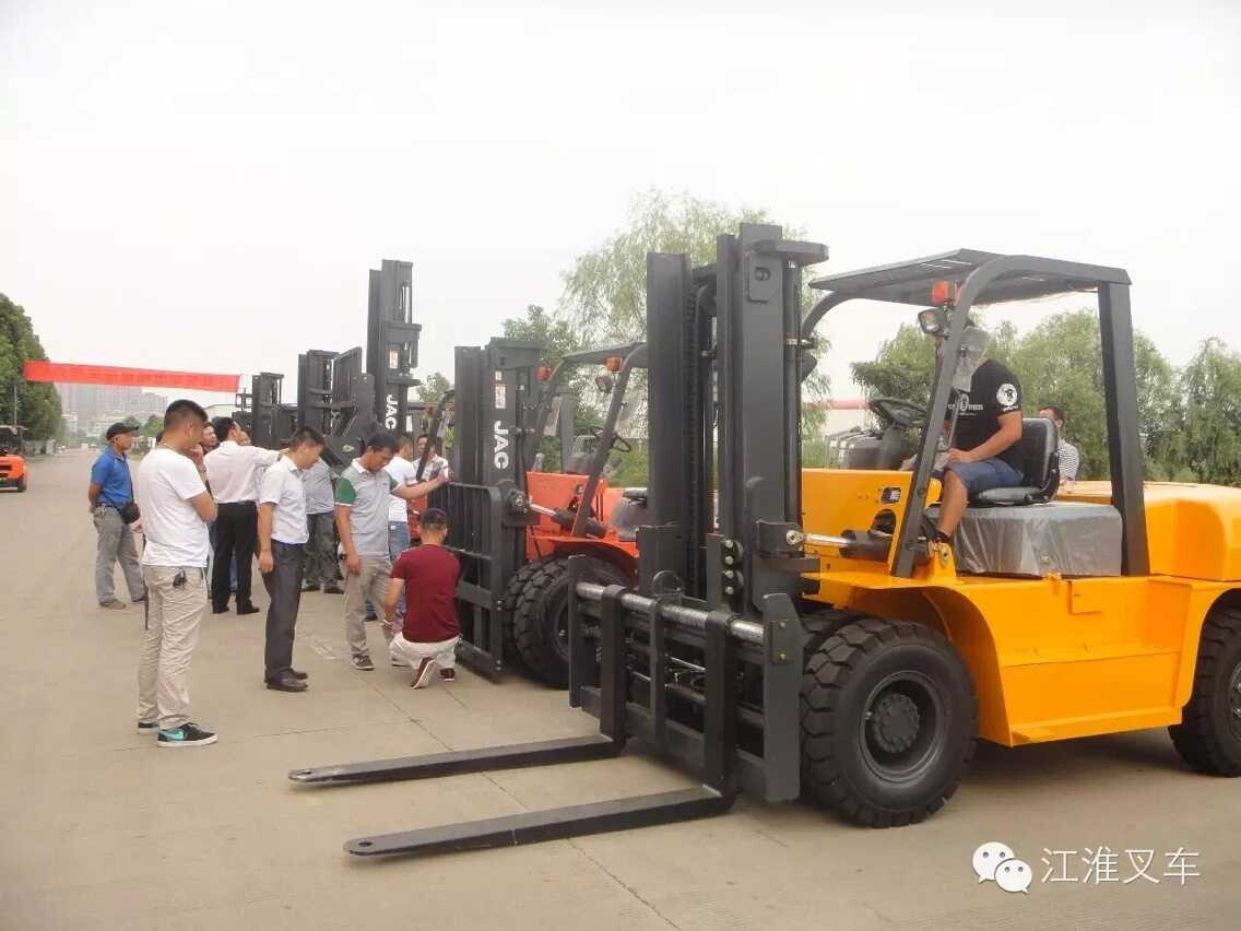 汉智叉车为您提供叉车租赁多样化选择